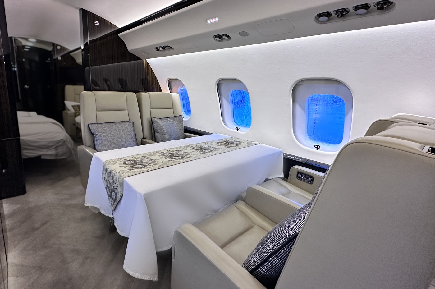 Global 6000 9574 Cabin 2